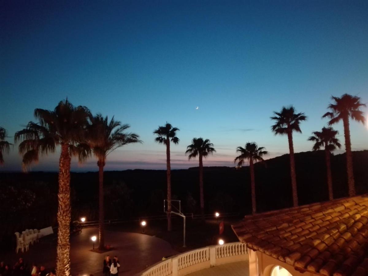 Hotel Arenas De